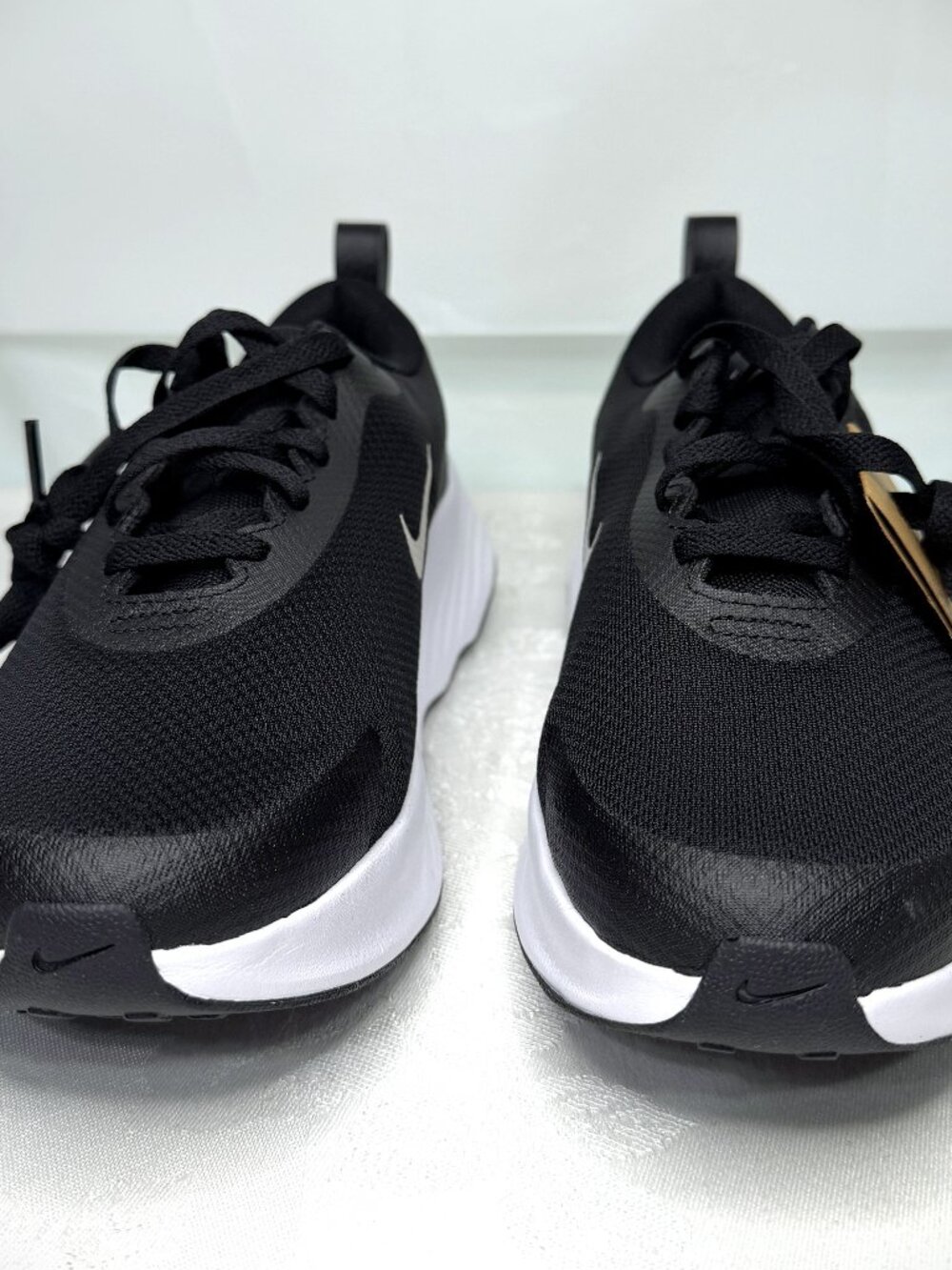 Nike Promina Black/White Running shoes FV5285-002 Men's Sz 7 / Women's Size 8.5 - Picture 3 of 9